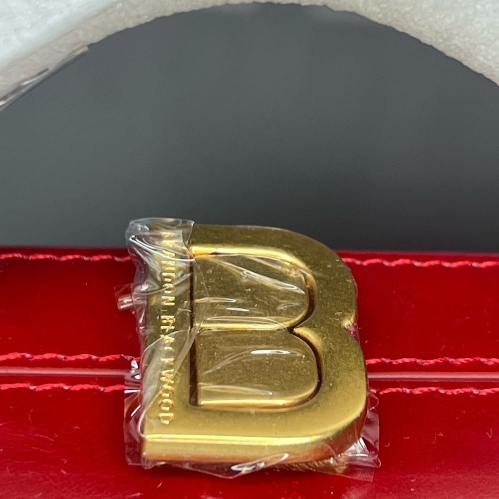 Brandon Blackwood Slim Trunk in Red Oiled Leather with Brass Gold Hardware - Picture 13 of 17